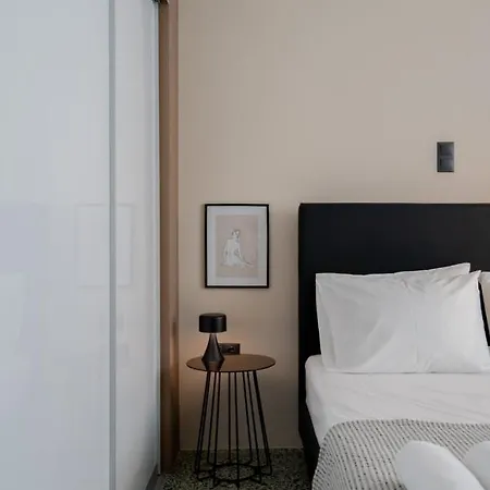 The Artisan Hotel 4*